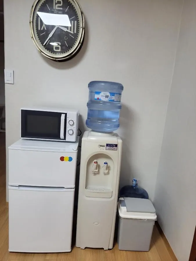 Spacious Master Suite #5 Seoul Apartment